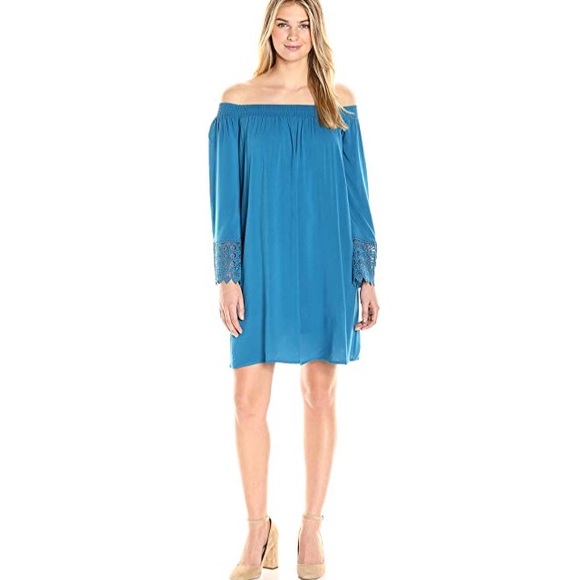 Dresses & Skirts - Brand New James & Erin Off the Shoulder Dress